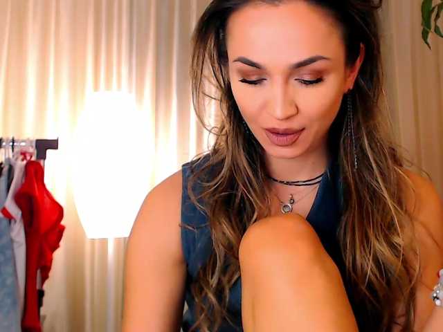 Alexandrawoow's BongaCams show and profile