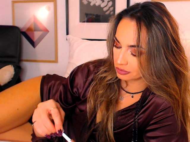 Sex chat gratuit in direct cu Alexandrawoow pe BongaCams