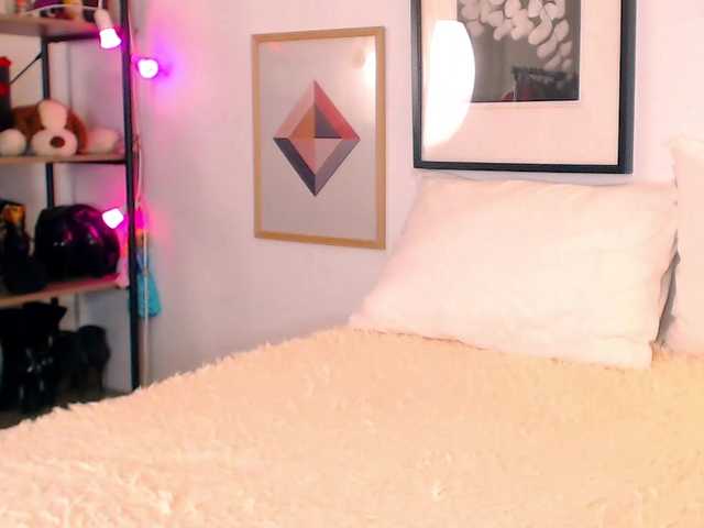 Alexandrawoow's BongaCams show and profile