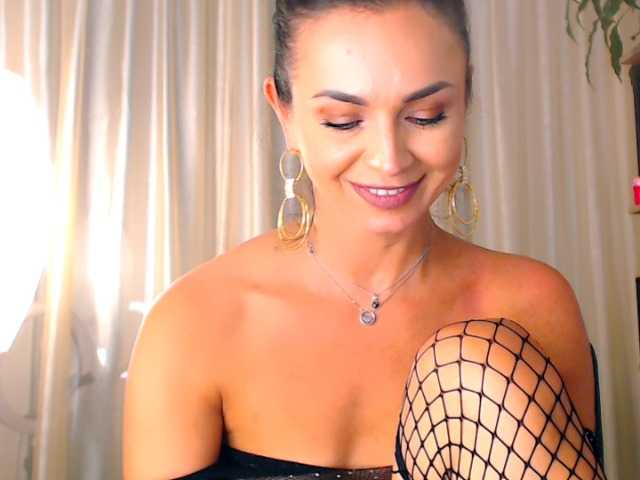 Sex chat gratuit in direct cu Alexandrawoow pe BongaCams
