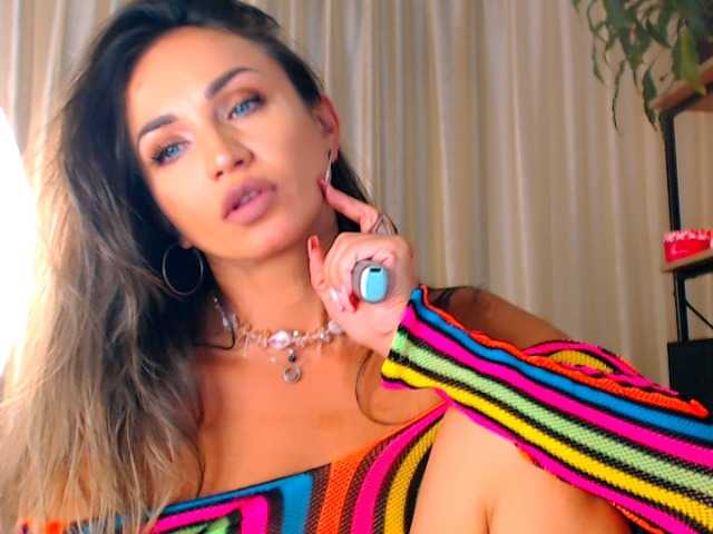 Sex chat gratuit in direct cu Alexandrawoow pe BongaCams