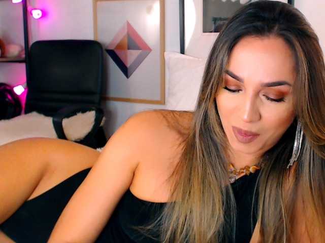 Alexandrawoow's BongaCams show and profile