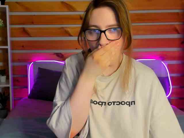 Tararyannn webcam
