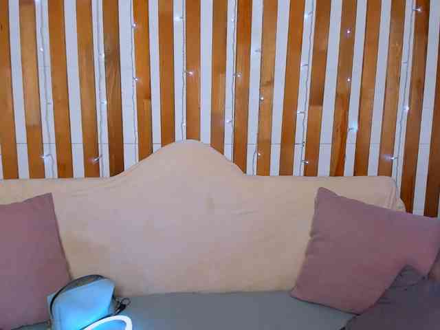 Tararyannn webcam