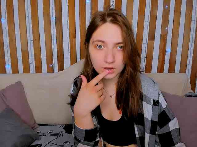 Tararyannn webcam