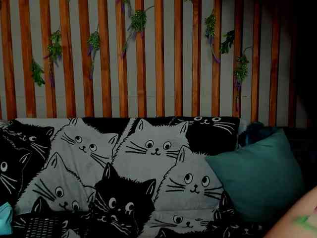 Tararyannn webcam