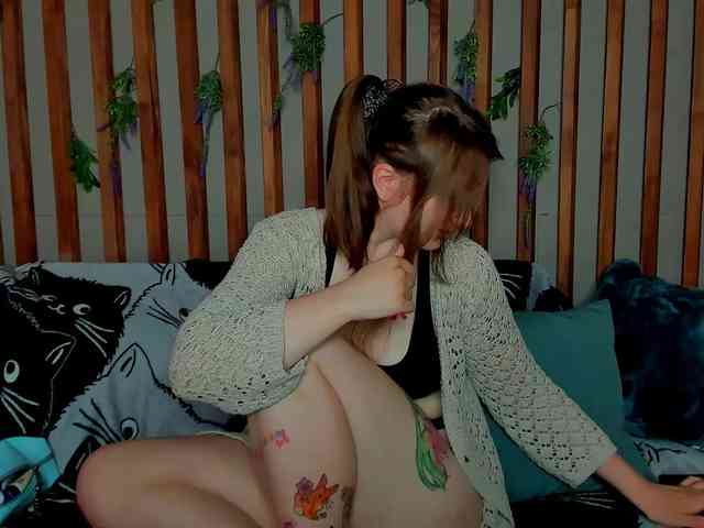 Tararyannn webcam