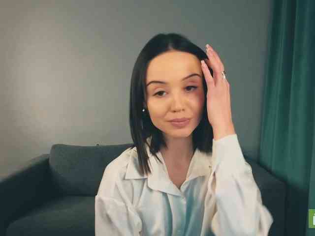 Модель: lunaqueenx