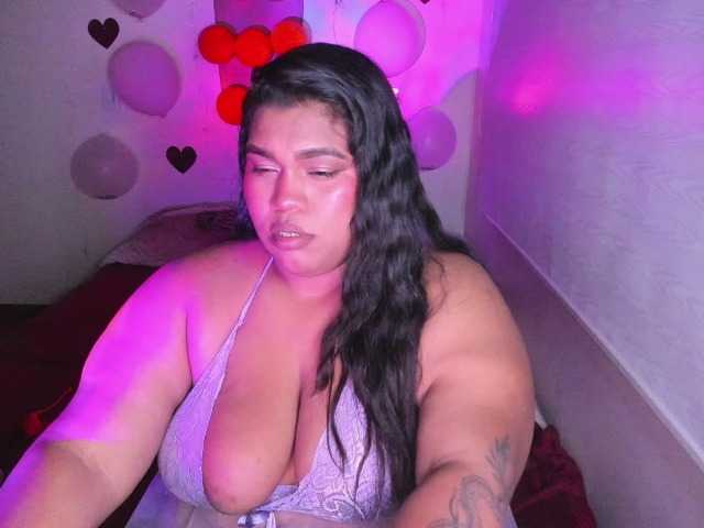 NayaraHanni1's BongaCams show and profile