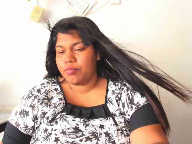 NayaraHanni1 webcam