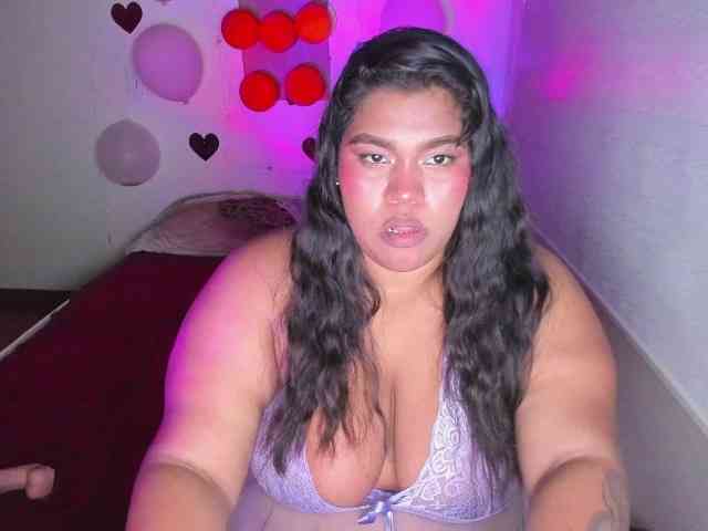 NayaraHanni1 webcam