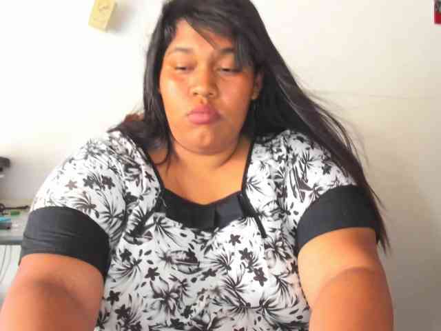 NayaraHanni1