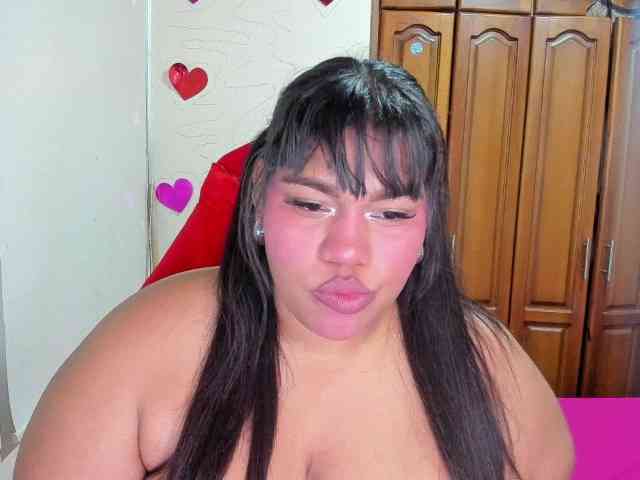 NayaraHanni1 webcam