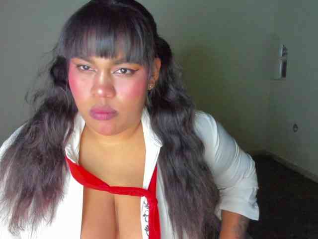 NayaraHanni1 NayaraHanni1