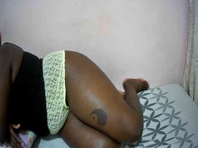 creamy-squirter webcam