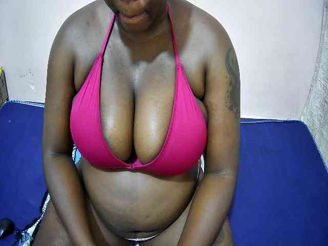 creamy-squirter webcam