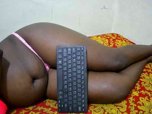 creamy-squirter webcam