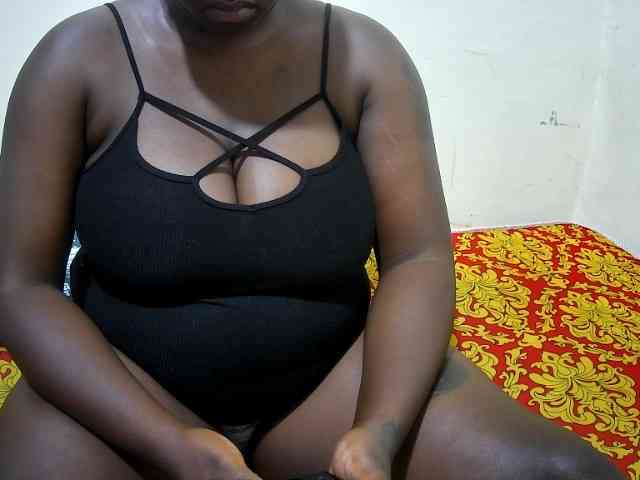 creamy-squirter webcam