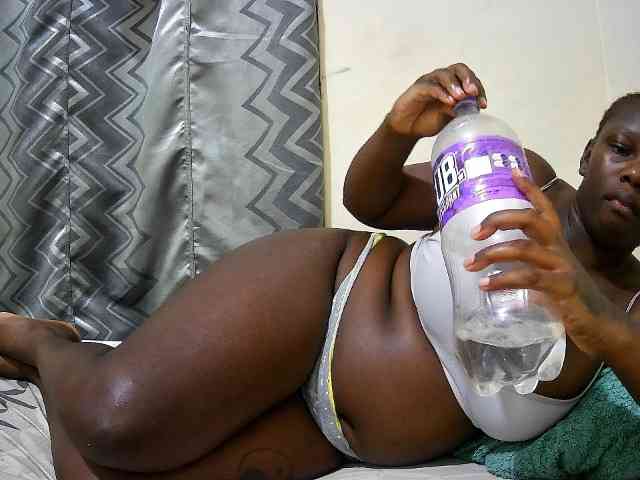 creamy-squirter webcam
