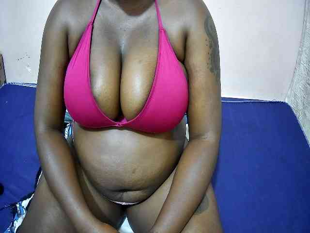 creamy-squirter webcam
