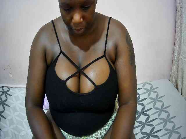 creamy-squirter webcam