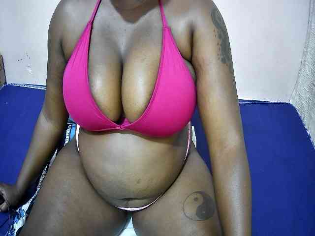 creamy-squirter webcam