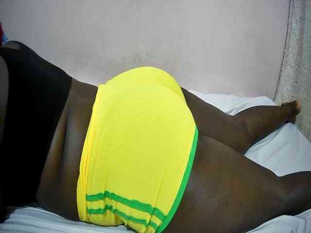 creamy-squirter webcam