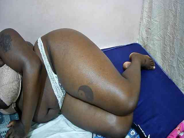 creamy-squirter webcam