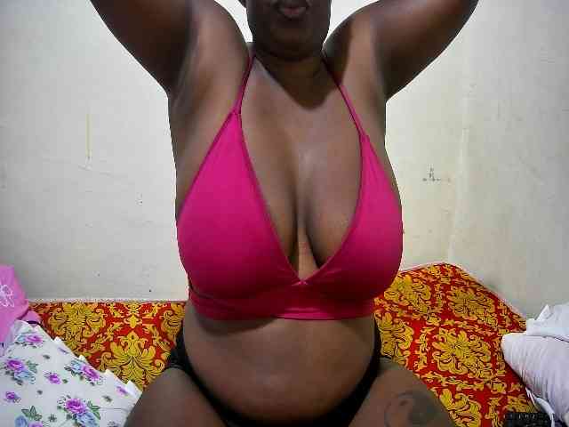 creamy-squirter webcam