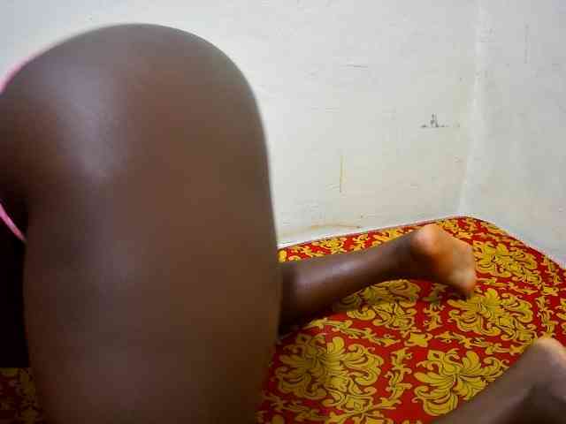 creamy-squirter webcam