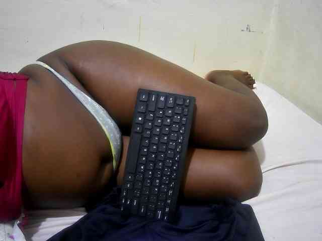 creamy-squirter webcam