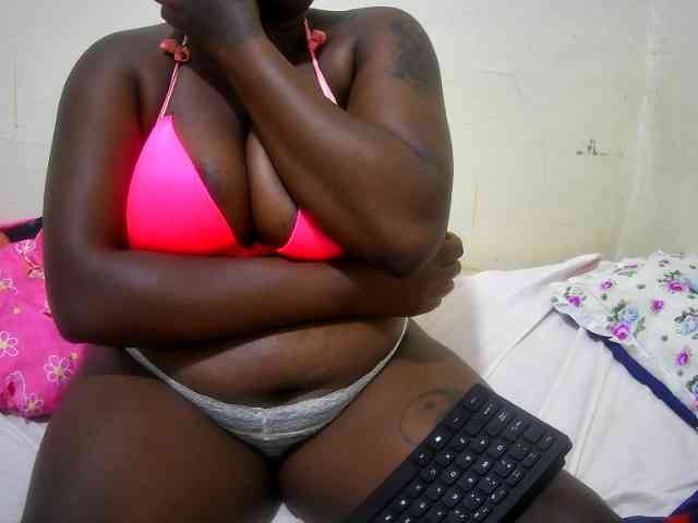creamy-squirter webcam
