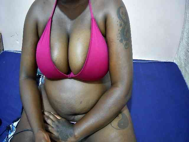creamy-squirter webcam