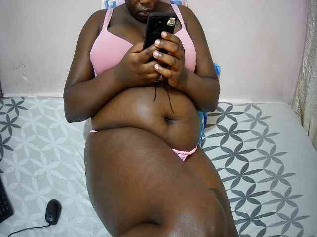 creamy-squirter webcam