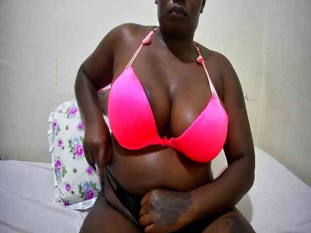creamy-squirter webcam
