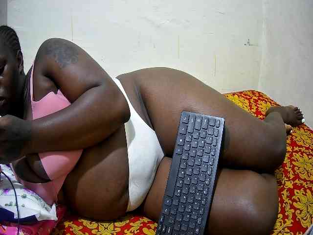 creamy-squirter webcam