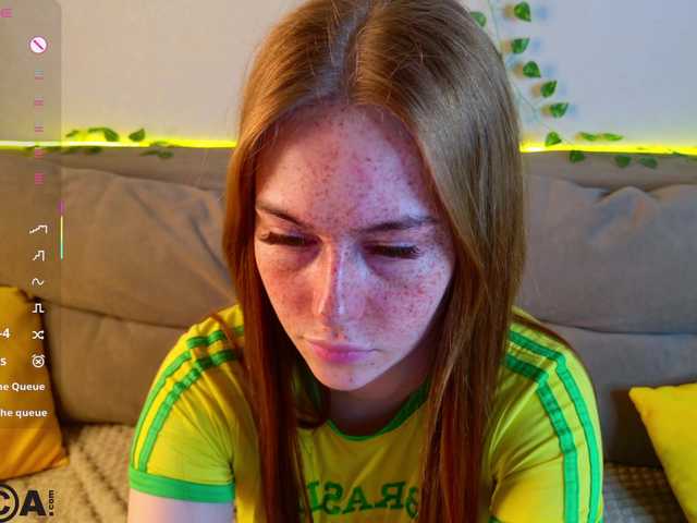 Roxy-Sunny from BongaCams