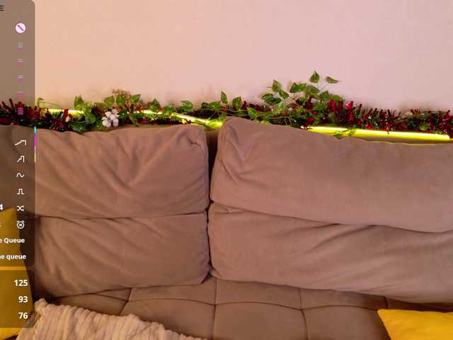 Roxy-Sunny's BongaCams show and profile