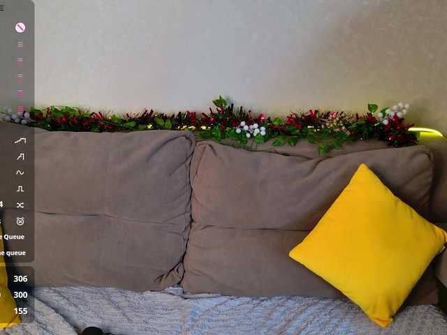 Roxy-Sunny's BongaCams show and profile