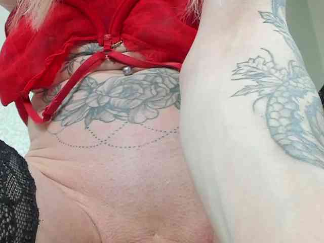 yourkrissnew1 Live Webcam on BongaCams