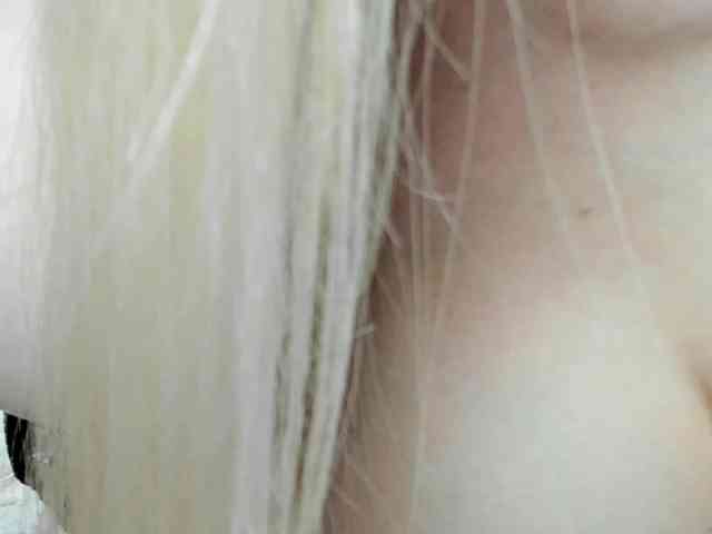 yourkrissnew1 Live Webcam on BongaCams