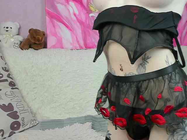 yourkrissnew1 Live Webcam on BongaCams