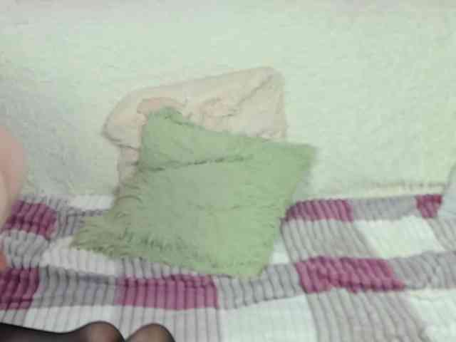 yourkrissnew1 Live Webcam on BongaCams