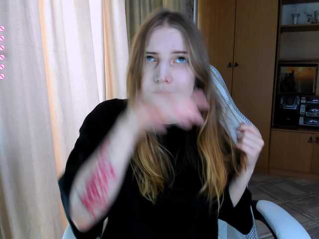 kikiiimorazzz webcam