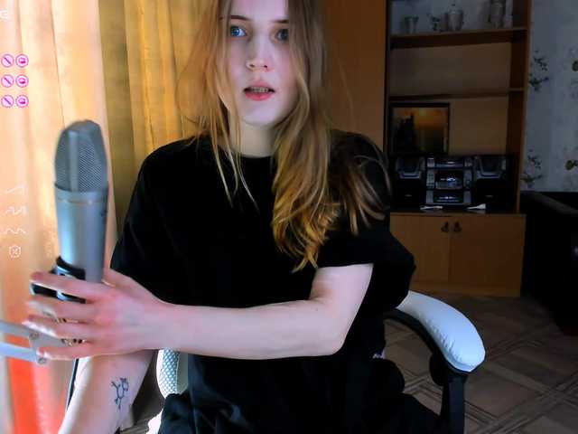 kikiiimorazzz's BongaCams show and profile