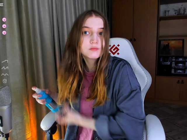 kikiiimorazzz's BongaCams show and profile