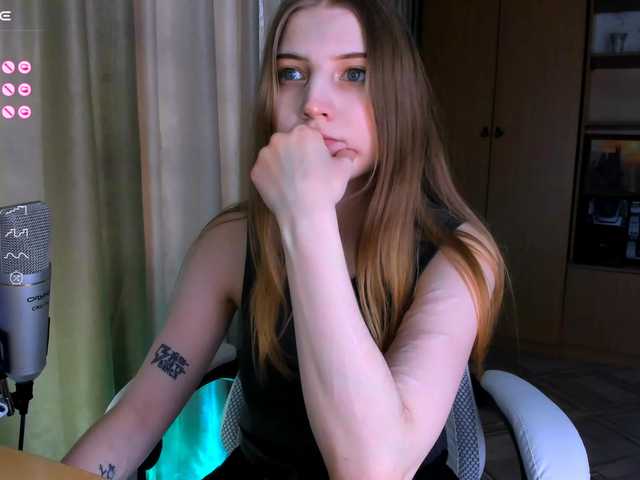 kikiiimorazzz's BongaCams show and profile