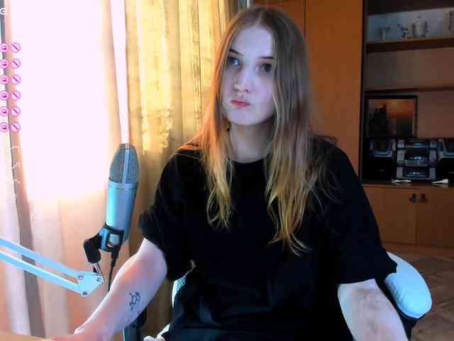 kikiiimorazzz webcam