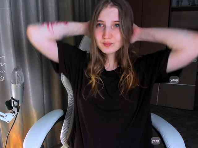 kikiiimorazzz webcam