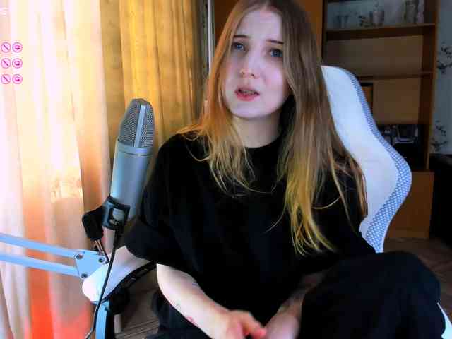 kikiiimorazzz webcam